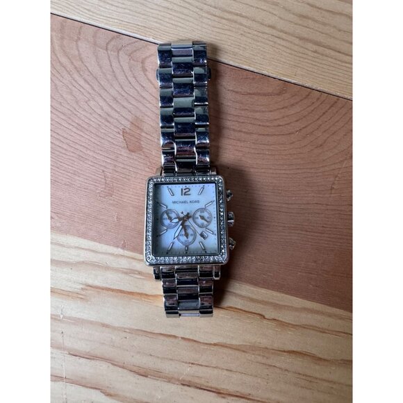 MICHAEL KORS MK-5350 Women's Watch MOP Dial Rhinestone Bezel New Battery - Picture 2 of 10